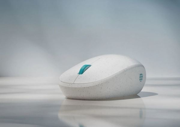 Корпус мыши Microsoft Ocean Plastic Mouse на 20% состоит из переработанного океанского пластика