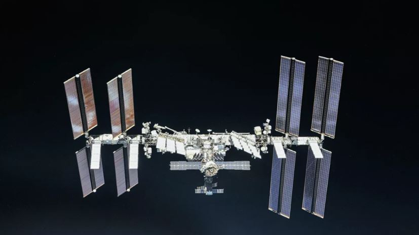 Первый научный эксперимент начался в модуле «Наука» на МКС