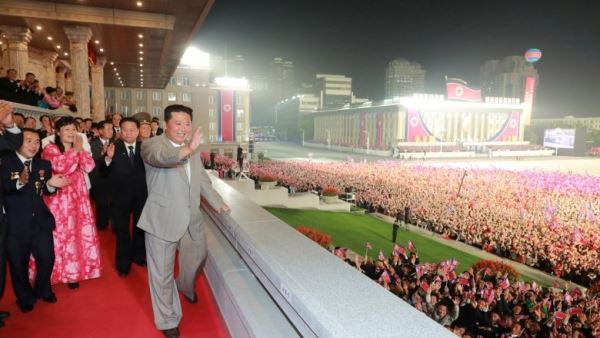 Фотографии с резко похудевшим Ким Чен Ыном появились в Сети