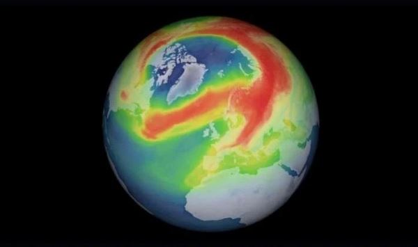 Названа причина появления огромной озоновой дыры в Арктике