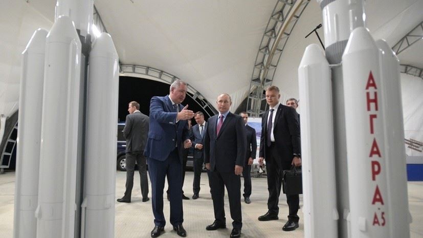 Путин посетил строящийся стартовый комплекс для ракет «Ангара»