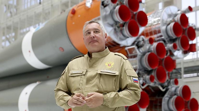Рогозин высказался о пополнении отряда космонавтов девушками